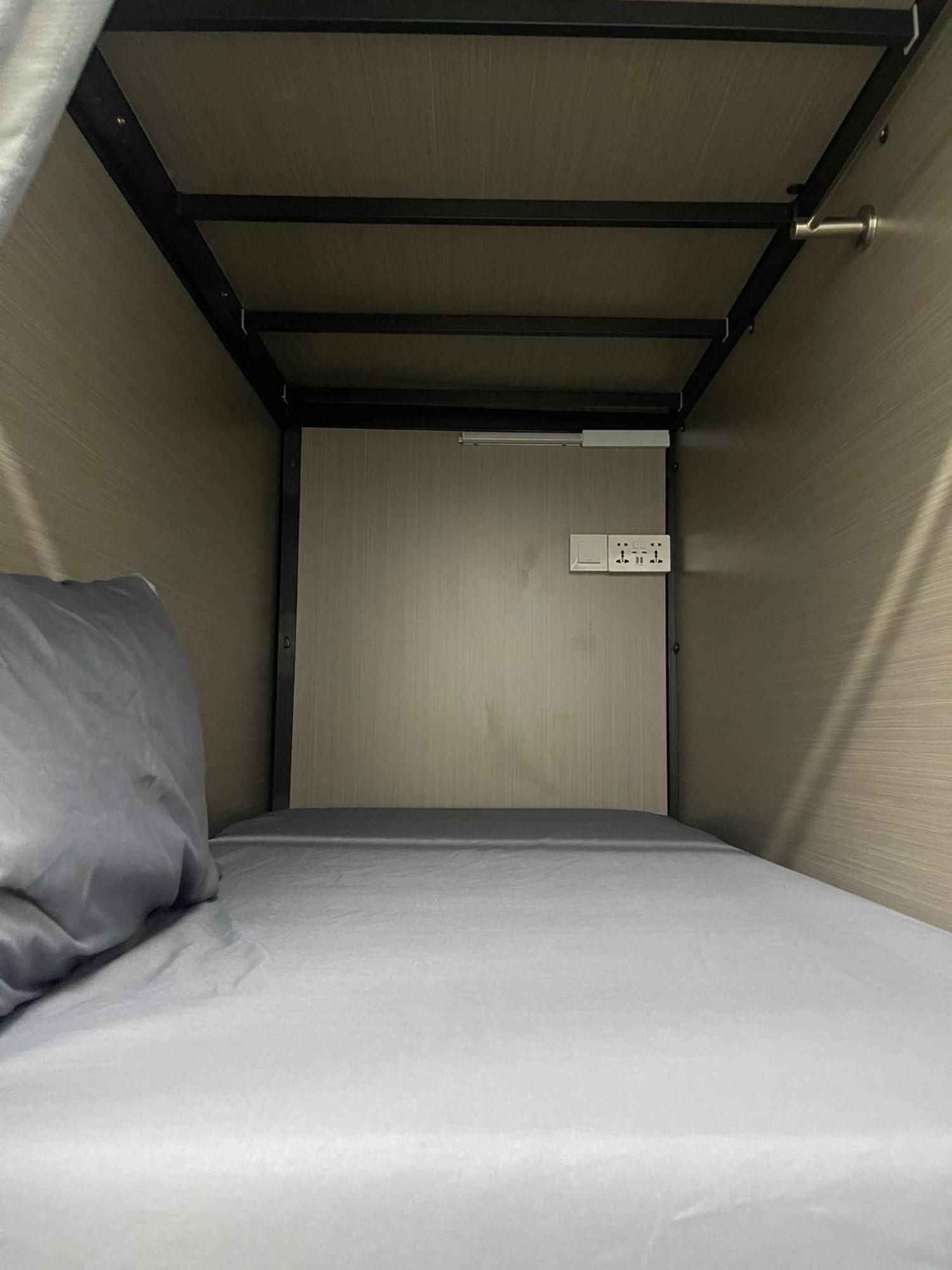 Meadows Hostel Singapore Esterno foto