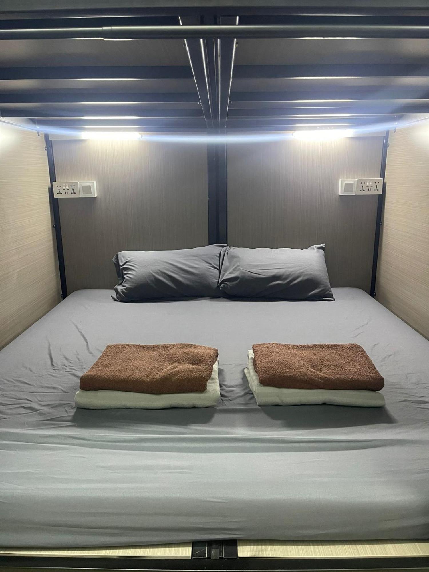 Meadows Hostel Singapore Esterno foto
