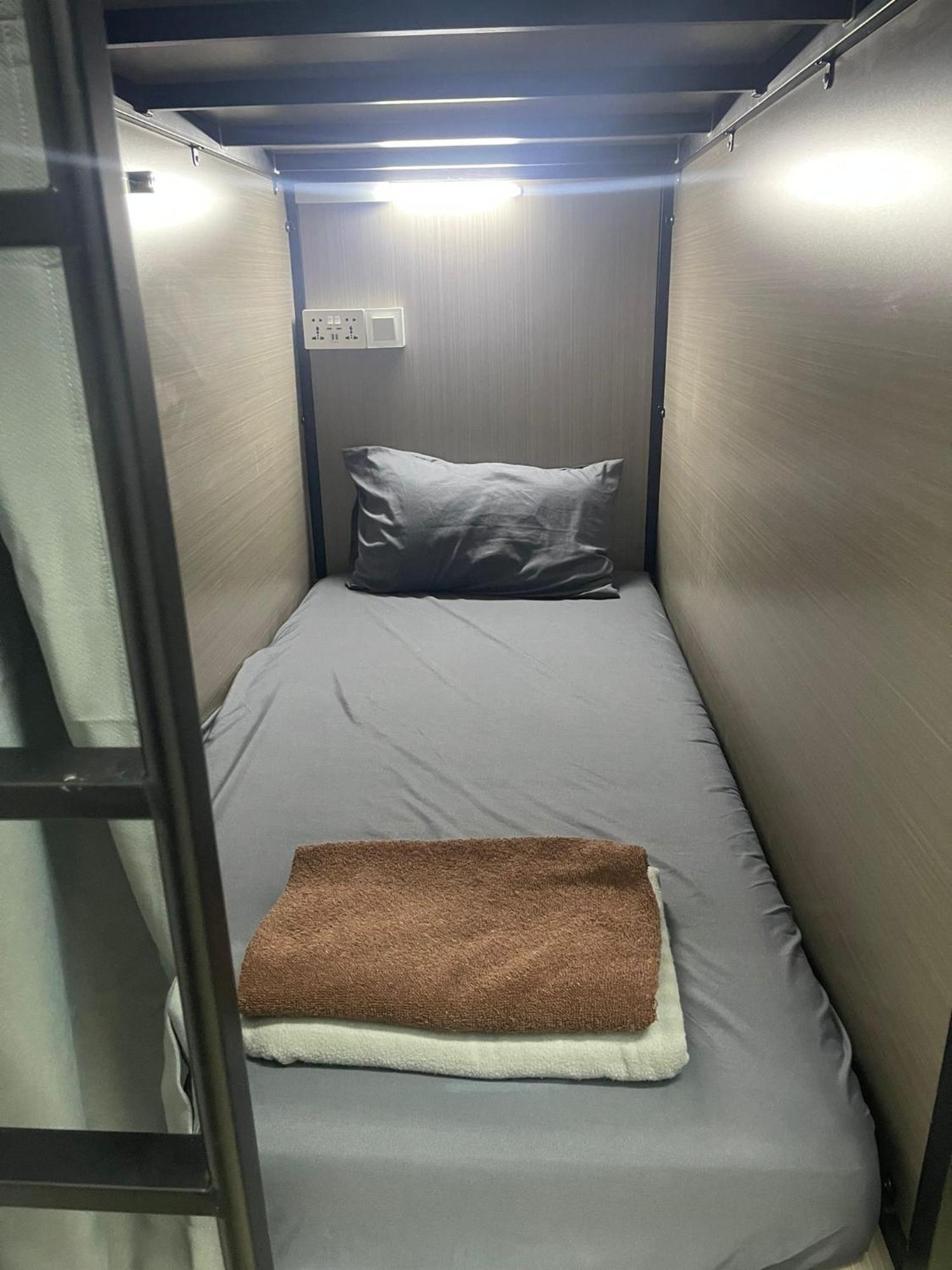 Meadows Hostel Singapore Esterno foto