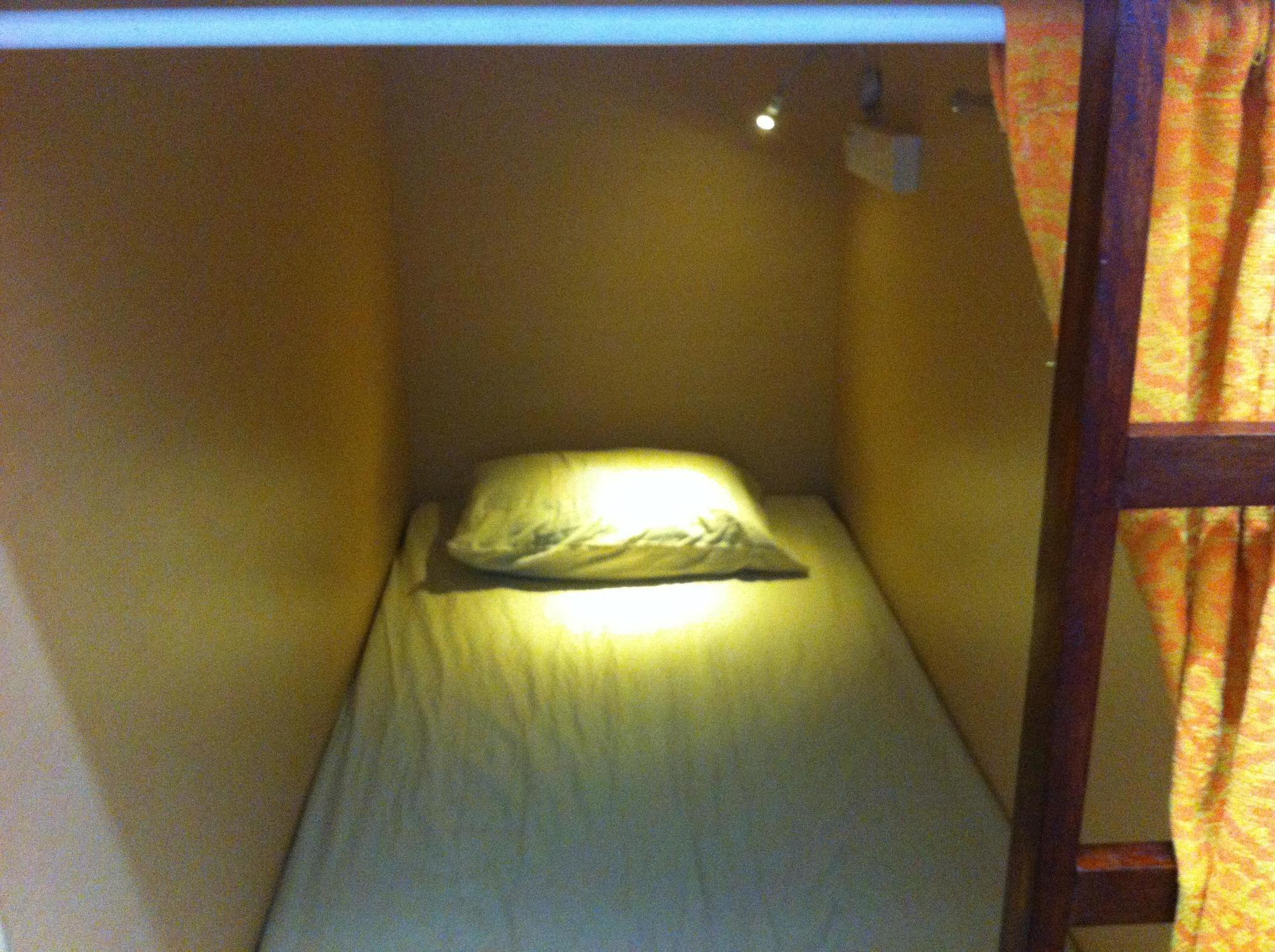Meadows Hostel Singapore Esterno foto